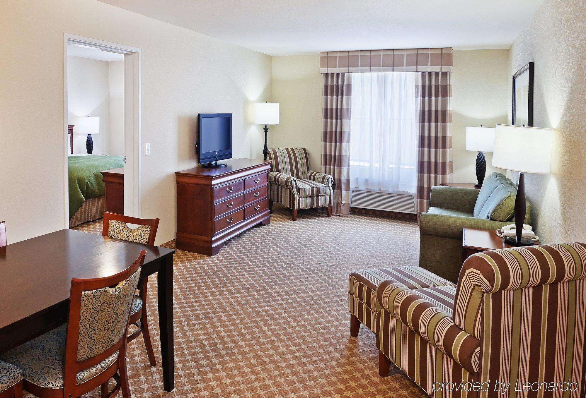 Hawthorn Extended Stay By Wyndham Гоббс Екстер'єр фото