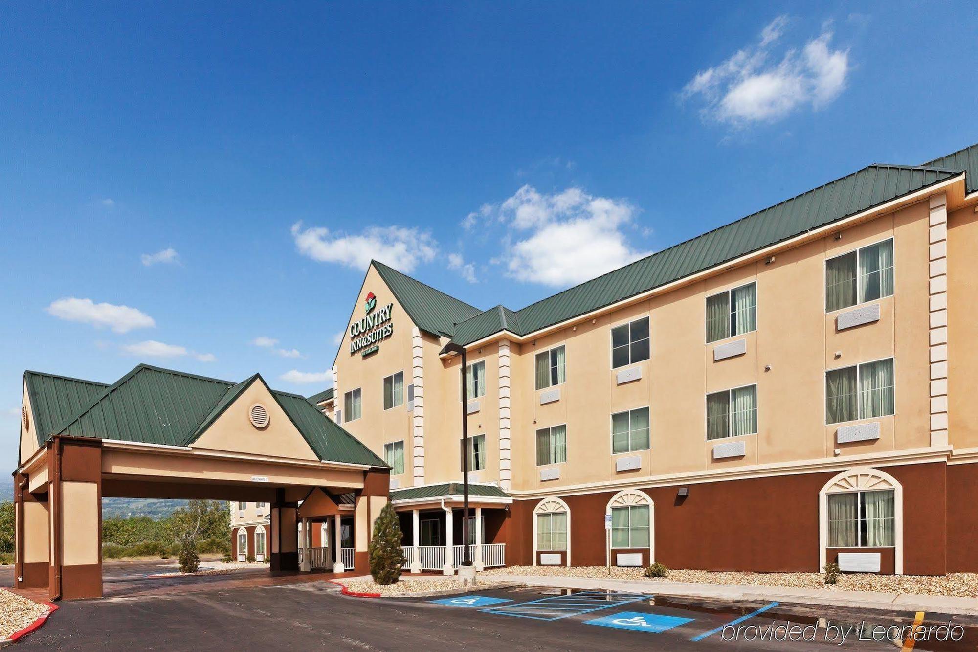 Hawthorn Extended Stay By Wyndham Гоббс Екстер'єр фото